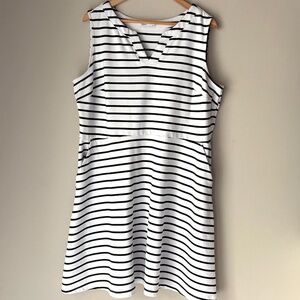 Croft and Barrow Y-Neck Striped Ponte Dress